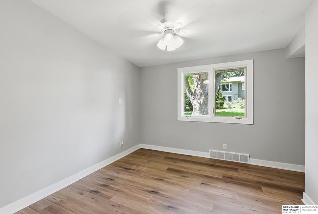 704 Dillon Drive, Omaha, NE 68132