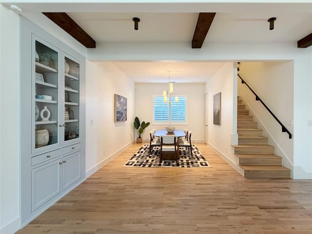 6537 Trammel Drive, Dallas, TX 75214