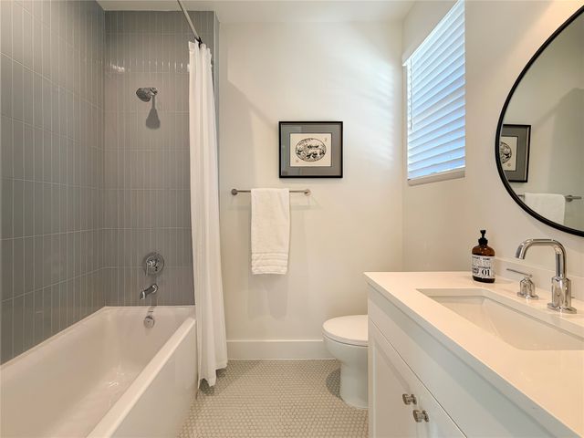 6537 Trammel Drive, Dallas, TX 75214