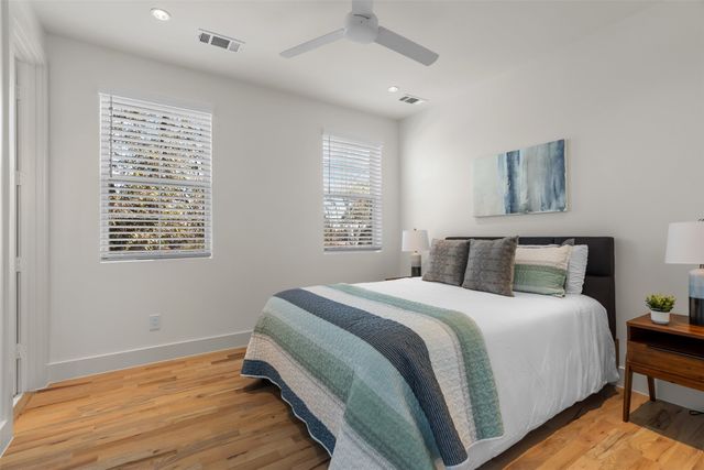 6537 Trammel Drive, Dallas, TX 75214