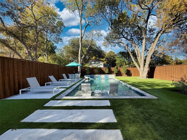 6537 Trammel Drive, Dallas, TX 75214