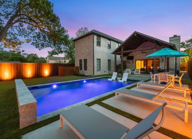 6537 Trammel Drive, Dallas, TX 75214