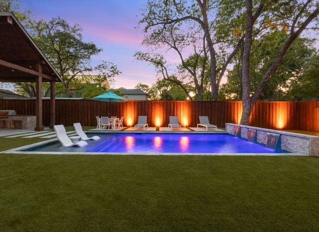 6537 Trammel Drive, Dallas, TX 75214