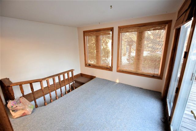 602 Main Avenue N, Roseau, MN 56751