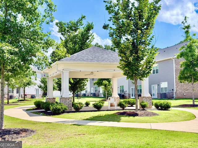 111 Hampton Circle, Mcdonough, GA 30253