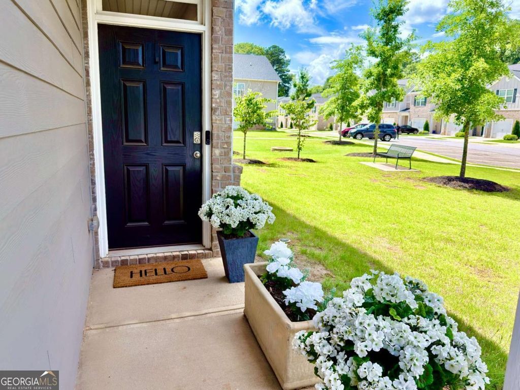 111 Hampton Circle, Mcdonough, GA 30253