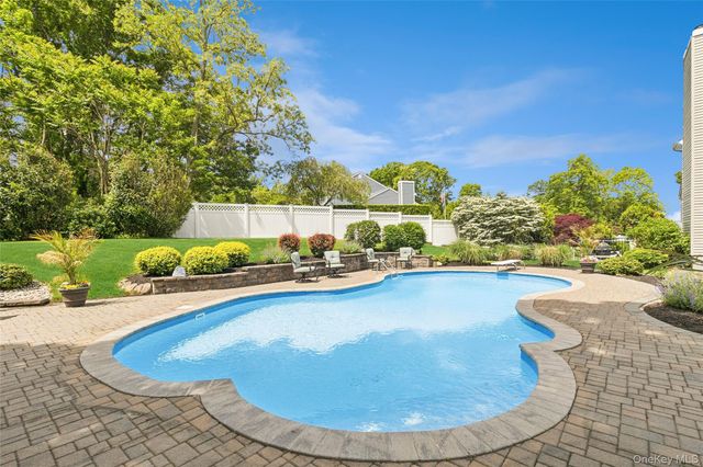 42 Adelia Path, Jamesport, NY 11901