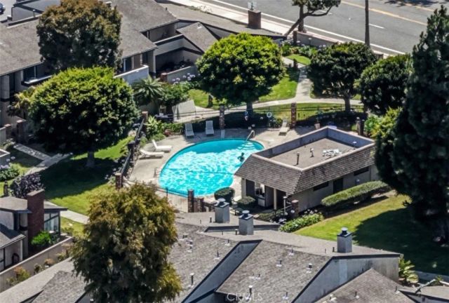 4526 Heil, Huntington Beach, CA 92649