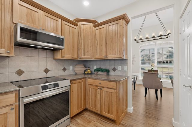 510 Mattie Lane, Lake Dallas, TX 75065