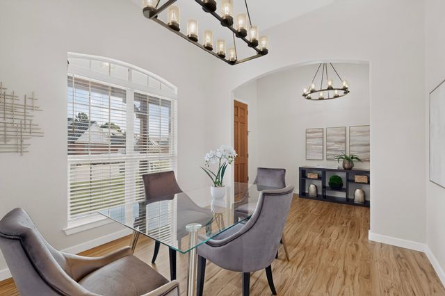 510 Mattie Lane, Lake Dallas, TX 75065