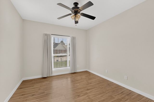510 Mattie Lane, Lake Dallas, TX 75065
