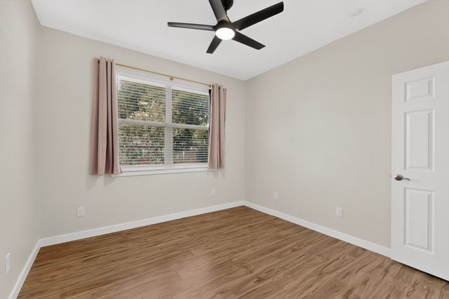 510 Mattie Lane, Lake Dallas, TX 75065