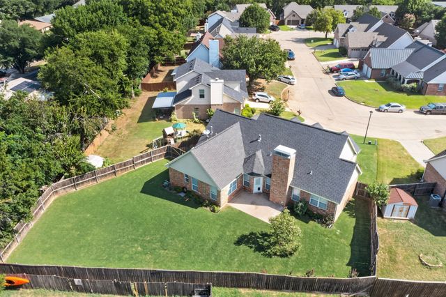 510 Mattie Lane, Lake Dallas, TX 75065