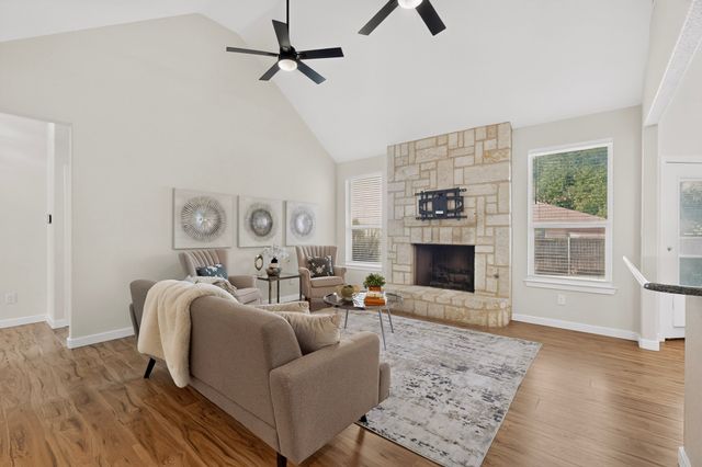 510 Mattie Lane, Lake Dallas, TX 75065