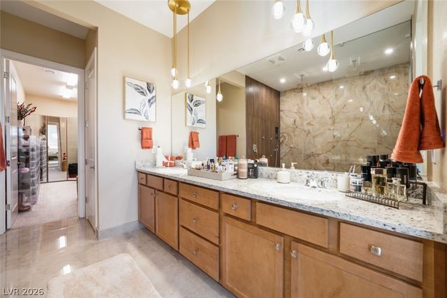 9926 Regency Canyon Way, Las Vegas, NV 89148