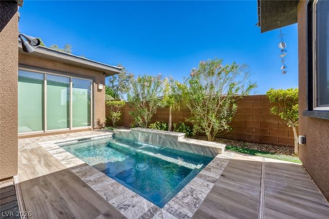 9926 Regency Canyon Way, Las Vegas, NV 89148