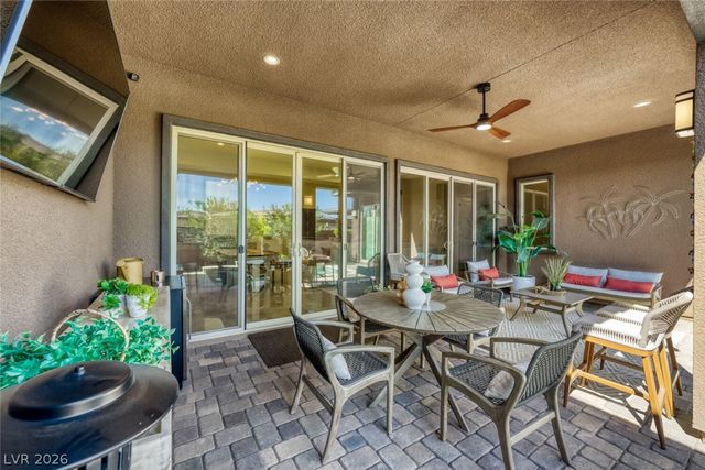 9926 Regency Canyon Way, Las Vegas, NV 89148