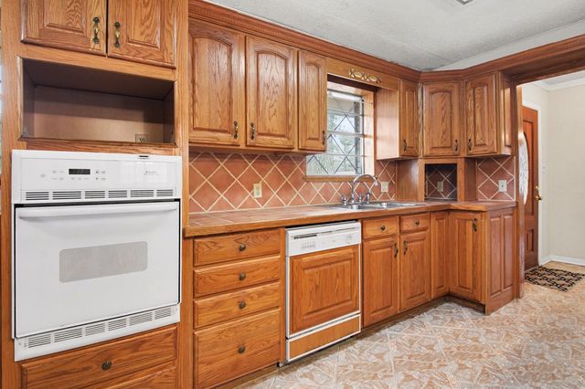 219 Melody Lane, Terrell, TX 75160