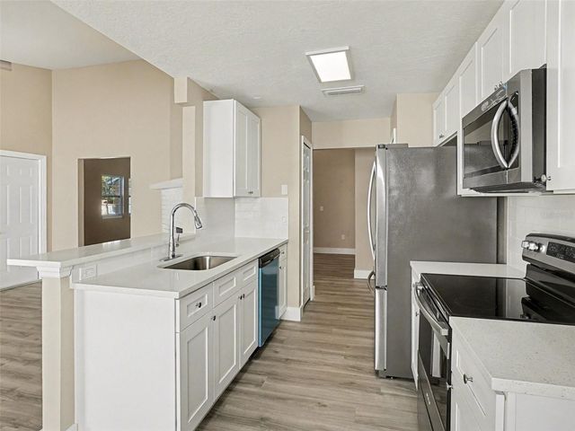 1566 LAWNDALE CIRCLE, Winter Park, FL 32792