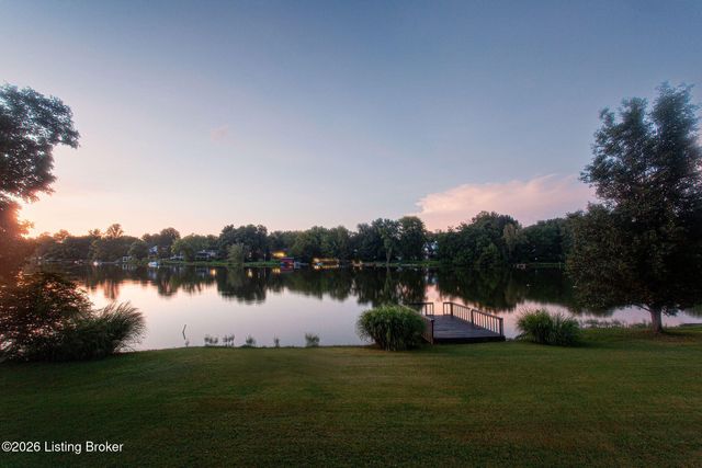 1909 Haven Ln, La Grange, KY 40031