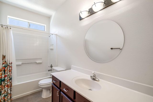 6819 Via Del Cerro NE, Albuquerque, NM 87113
