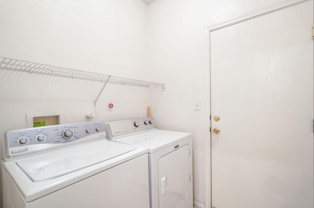 6819 Via Del Cerro NE, Albuquerque, NM 87113
