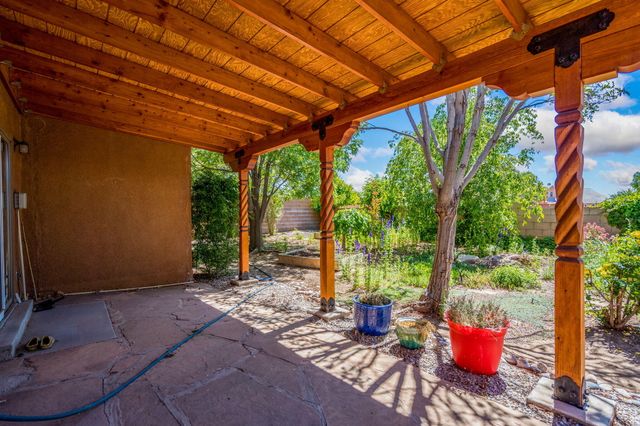 6819 Via Del Cerro NE, Albuquerque, NM 87113