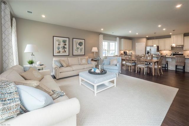 2210 Mainsail DR, Carrollton, VA 23314