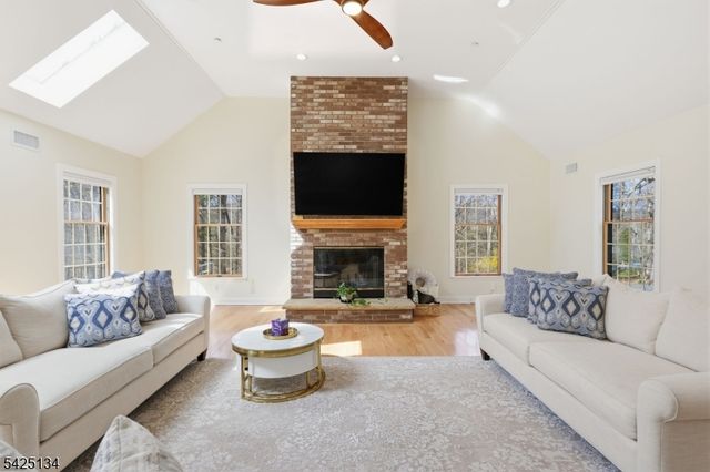 931 Vosseller Ave, Bridgewater Twp., NJ 08836