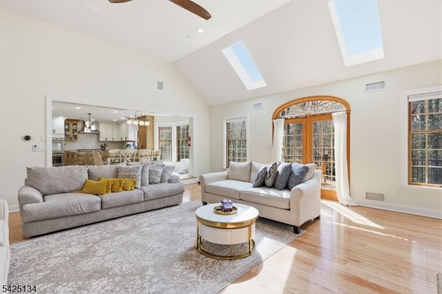 931 Vosseller Ave, Bridgewater Twp., NJ 08836