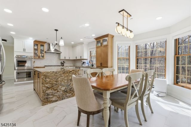 931 Vosseller Ave, Bridgewater Twp., NJ 08836