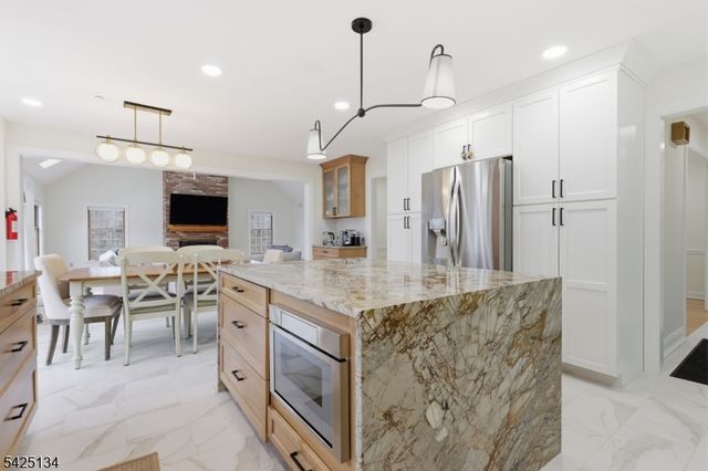 931 Vosseller Ave, Bridgewater Twp., NJ 08836