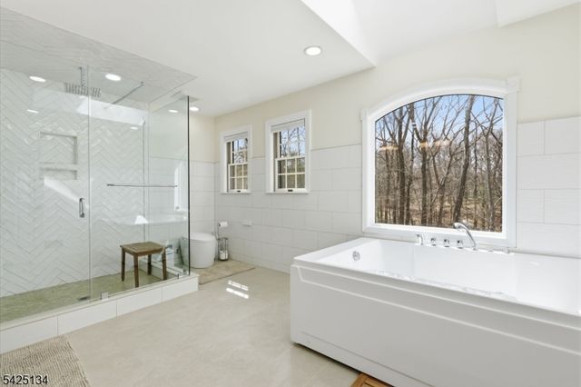 931 Vosseller Ave, Bridgewater Twp., NJ 08836