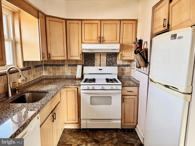 1726 CALAMIA DR, Norristown, PA 19401