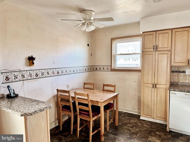 1726 CALAMIA DR, Norristown, PA 19401