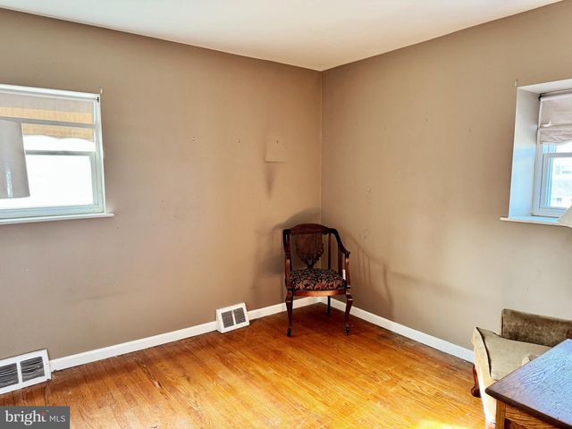 1726 CALAMIA DR, Norristown, PA 19401