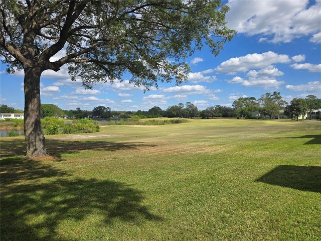 520 FAIRWAYS CIRCLE A, Ocala, FL 34472