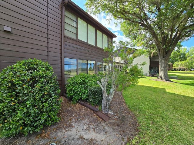 520 FAIRWAYS CIRCLE A, Ocala, FL 34472