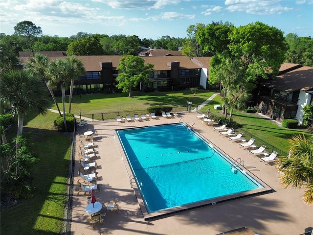 520 FAIRWAYS CIRCLE A, Ocala, FL 34472