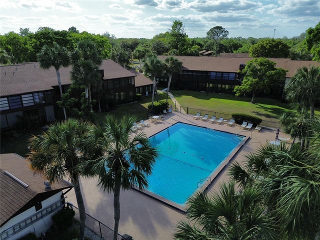 520 FAIRWAYS CIRCLE A, Ocala, FL 34472