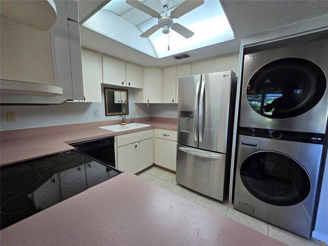 520 FAIRWAYS CIRCLE A, Ocala, FL 34472