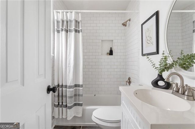 548 Holderness Street SW, Atlanta, GA 30310