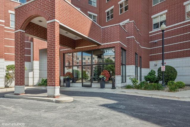 1700 Riverwoods Drive 314, Melrose Park, IL 60160