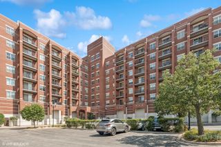 1700 Riverwoods Drive 314, Melrose Park, IL 60160