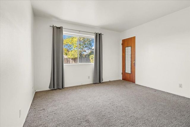 1661 Klamath Drive, Salinas, CA 93906