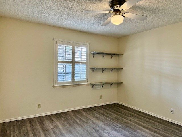 3608 Dentcrest Dr, Midland, TX 79707