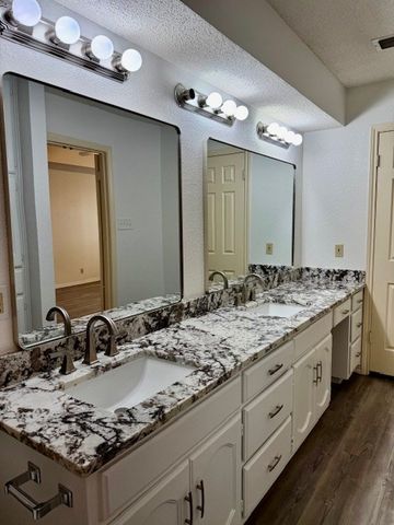 3608 Dentcrest Dr, Midland, TX 79707