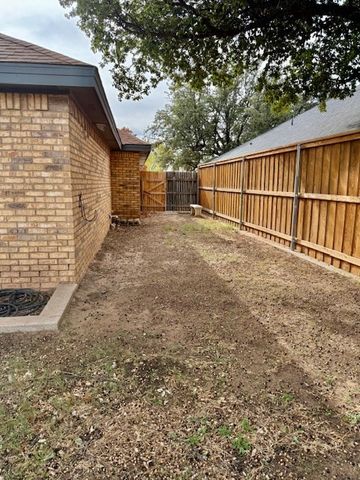 3608 Dentcrest Dr, Midland, TX 79707