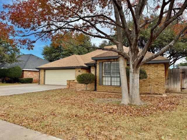 3608 Dentcrest Dr, Midland, TX 79707