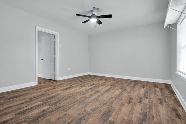 905 N Raymond Polk Sr Memorial Drive, Sherman, TX 75090